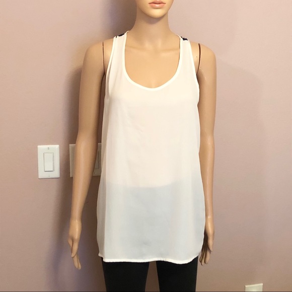 Against Nudity Montreal top size medium - Picture 2 of 9